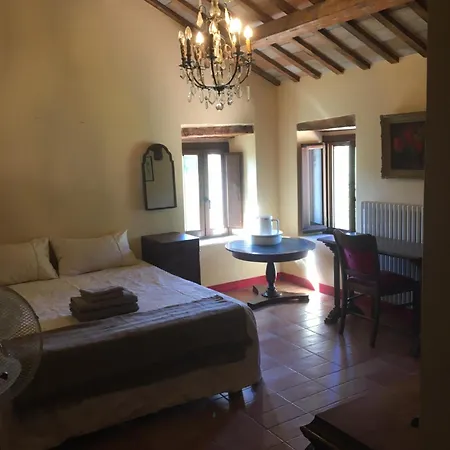 Villa Elegant Country Villa, Italian Style Family House Monsampietro Morico